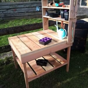 table de jardinage en douglas